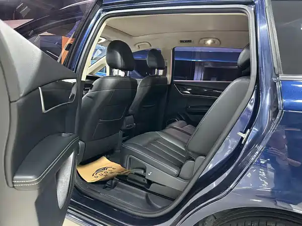 BYD Song MAX 2017