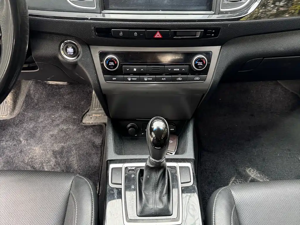 Hyundai Mistra 2015 — фото 12