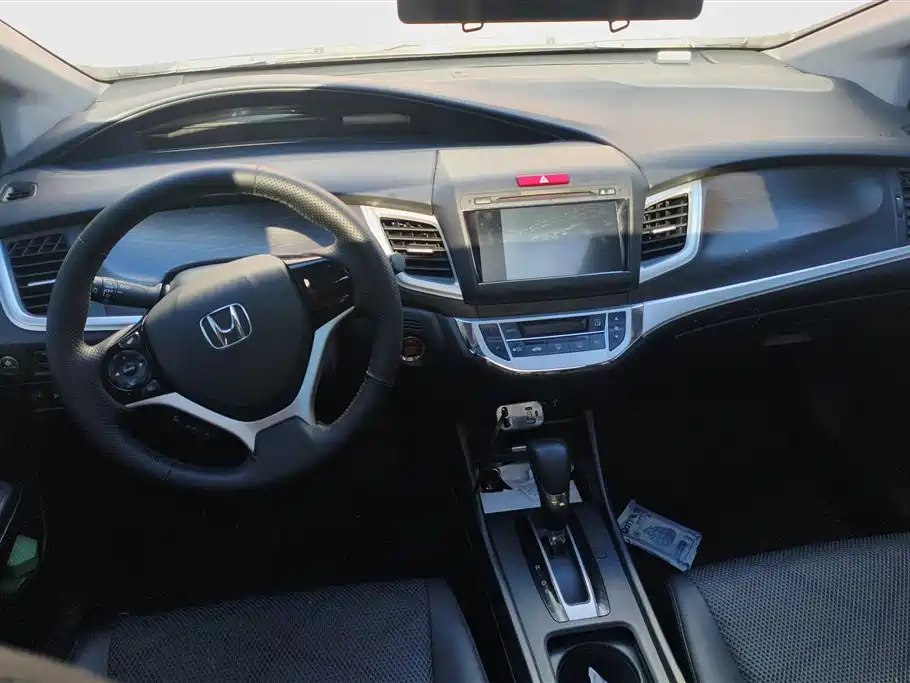 Honda Jade 2015 — фото 12