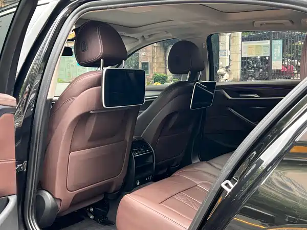 BMW 5 Series 2020