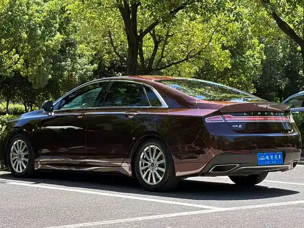 Lincoln MKZ 2019