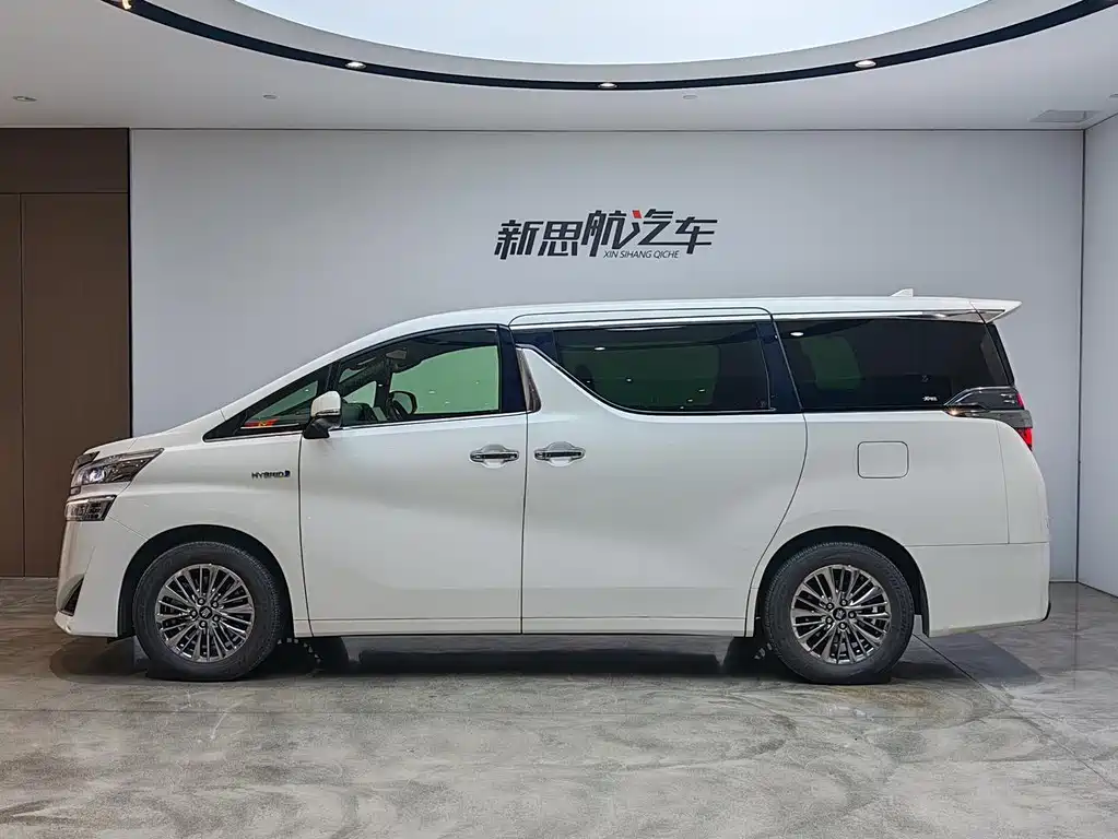 Toyota Vellfire 2022