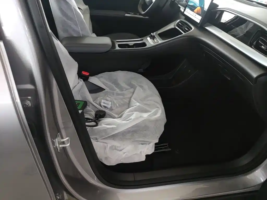 Geely Galaxy Starwish 2026 — фото 20