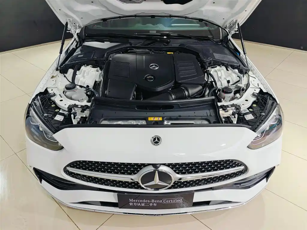Mercedes-Benz C-Class 2023 — фото 4
