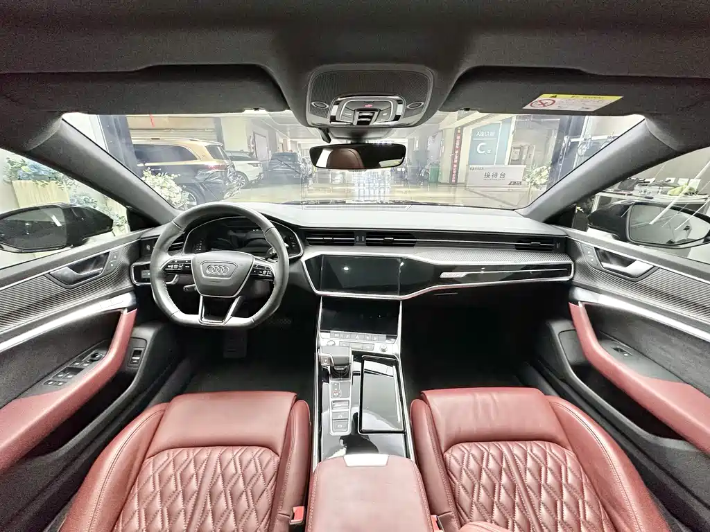 Audi A7L 2022 — фото 9