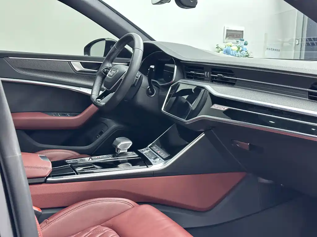 Audi A7L 2022 — фото 17