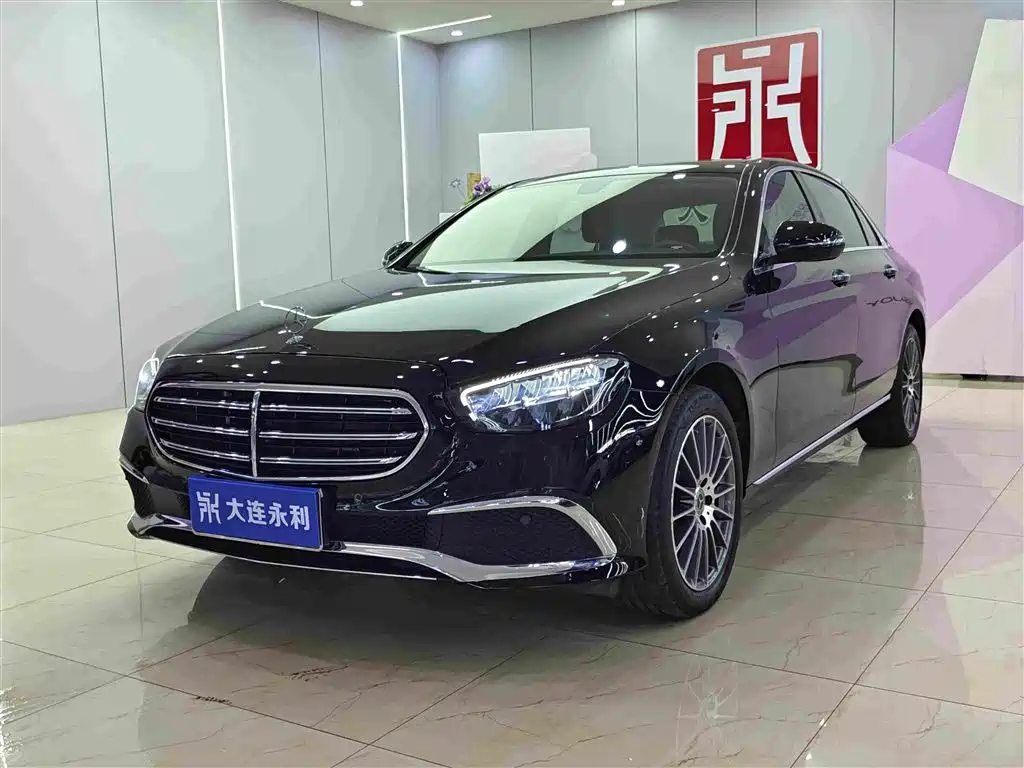 Mercedes-Benz E-Class 2021