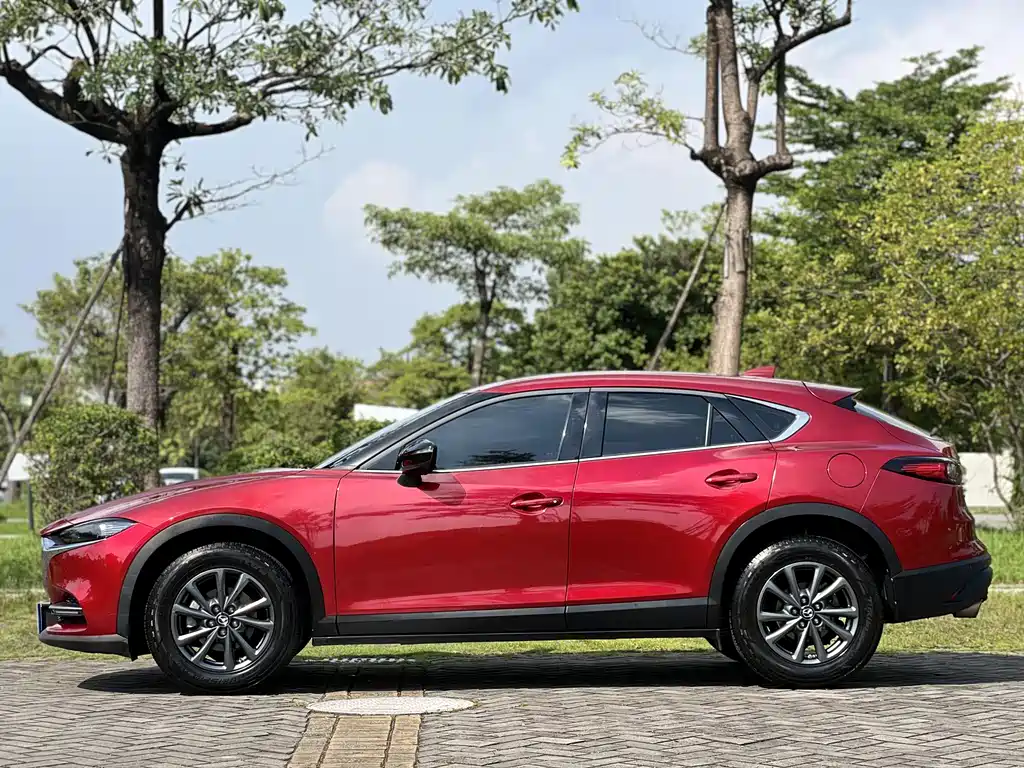 Mazda CX-4 2020
