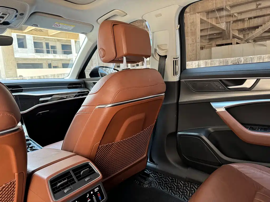 Audi A6L 2021