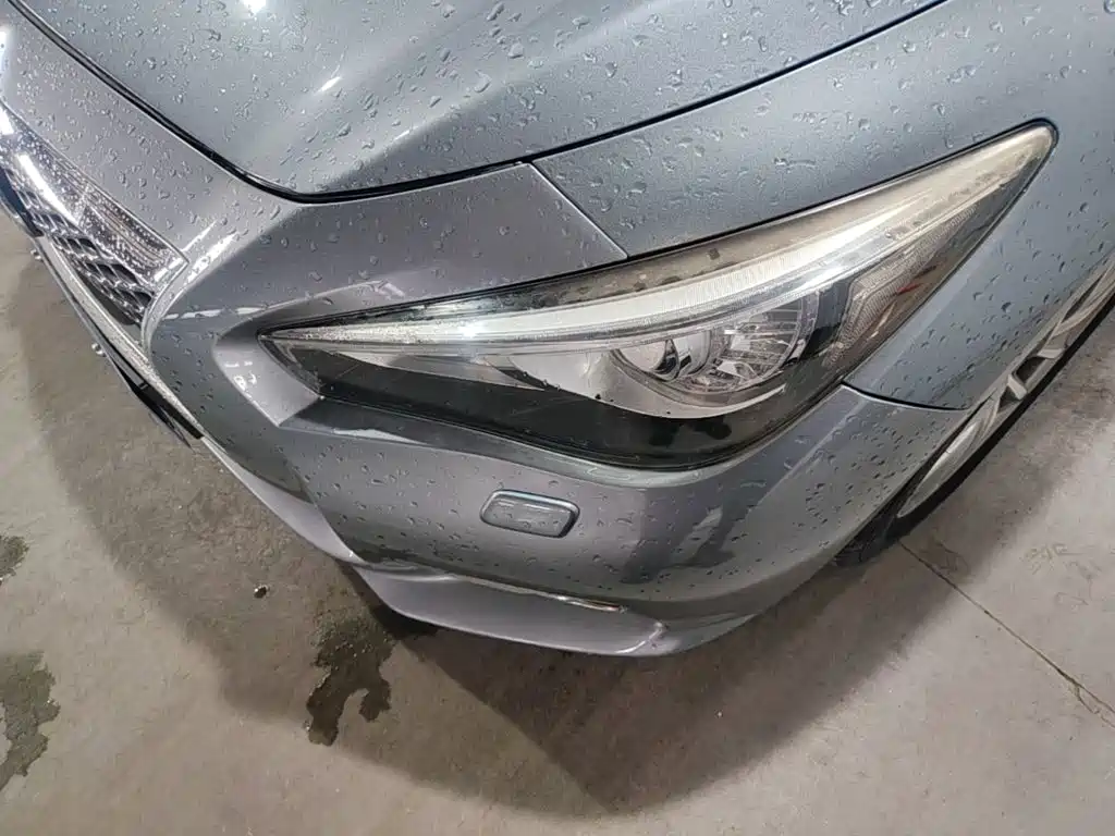 Infiniti Q50L 2015 — фото 18
