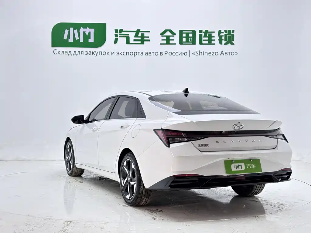 Hyundai Elantra 2023