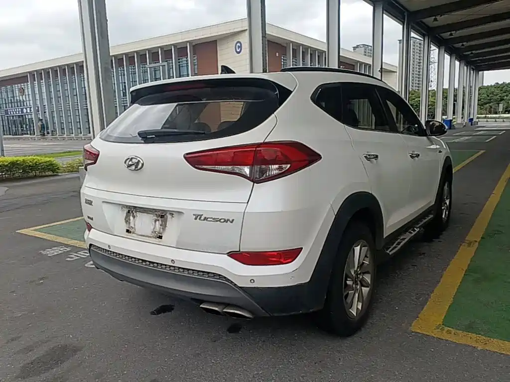 Hyundai Tucson 2016 — фото 7