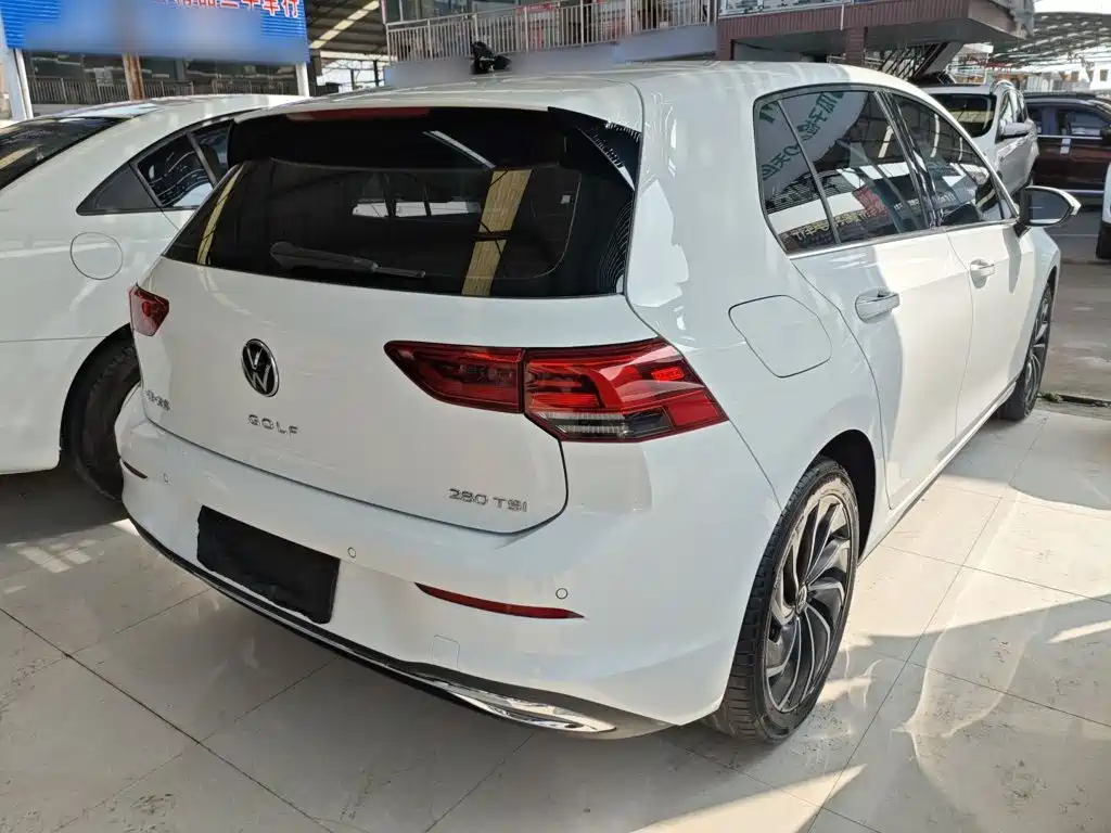 Volkswagen Golf 2022