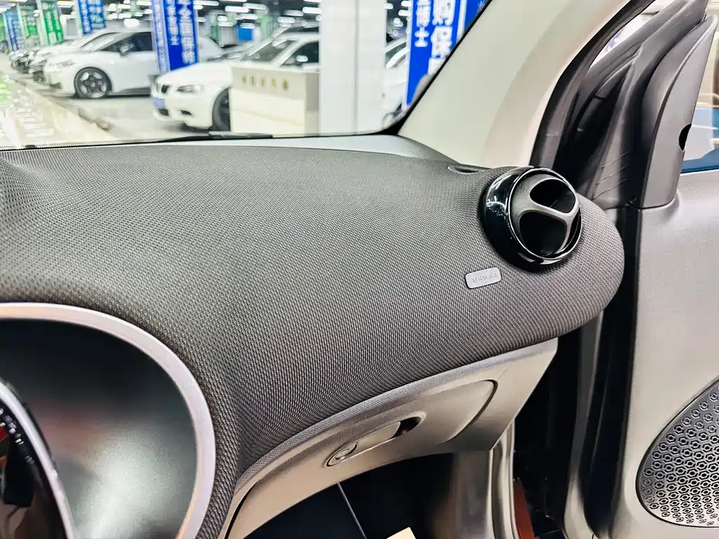 smart fortwo 2018 — фото 28