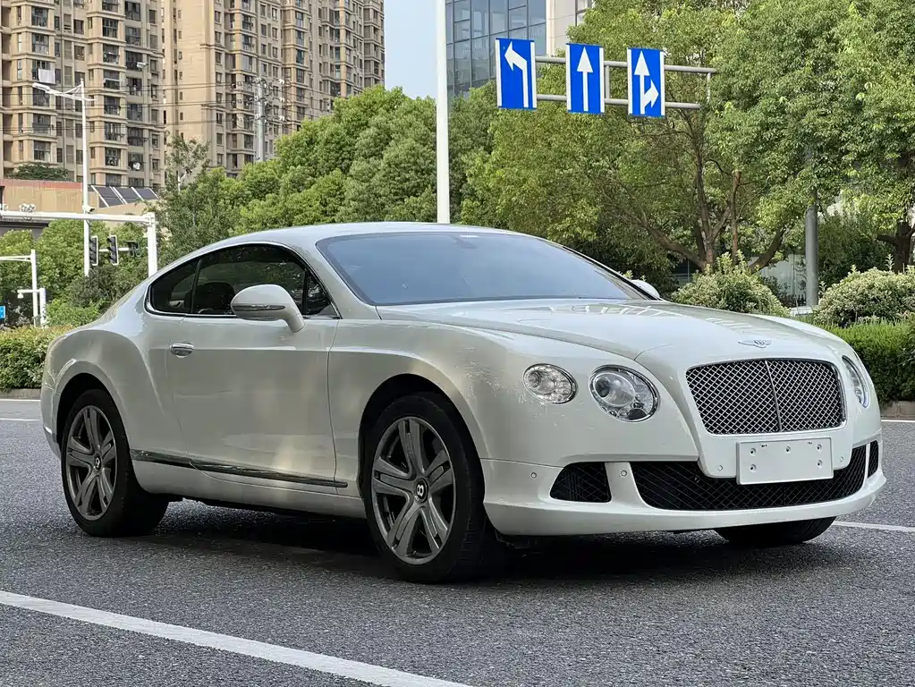 Bentley Continental 2013 — фото 3