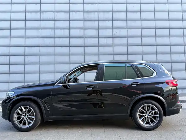 BMW X5 2020