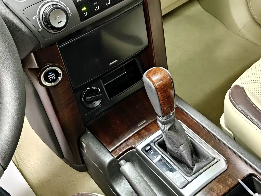 Toyota Prado 2017 — фото 11