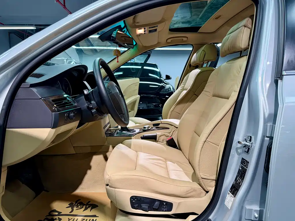 BMW 5 Series 2005 — фото 10