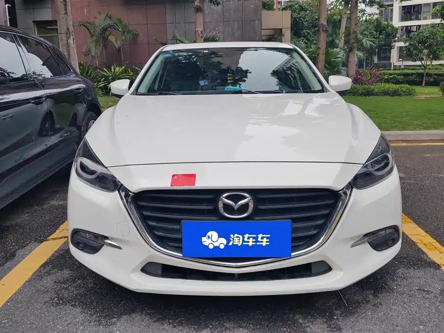 Mazda 3 Axela 2018 — фото 2