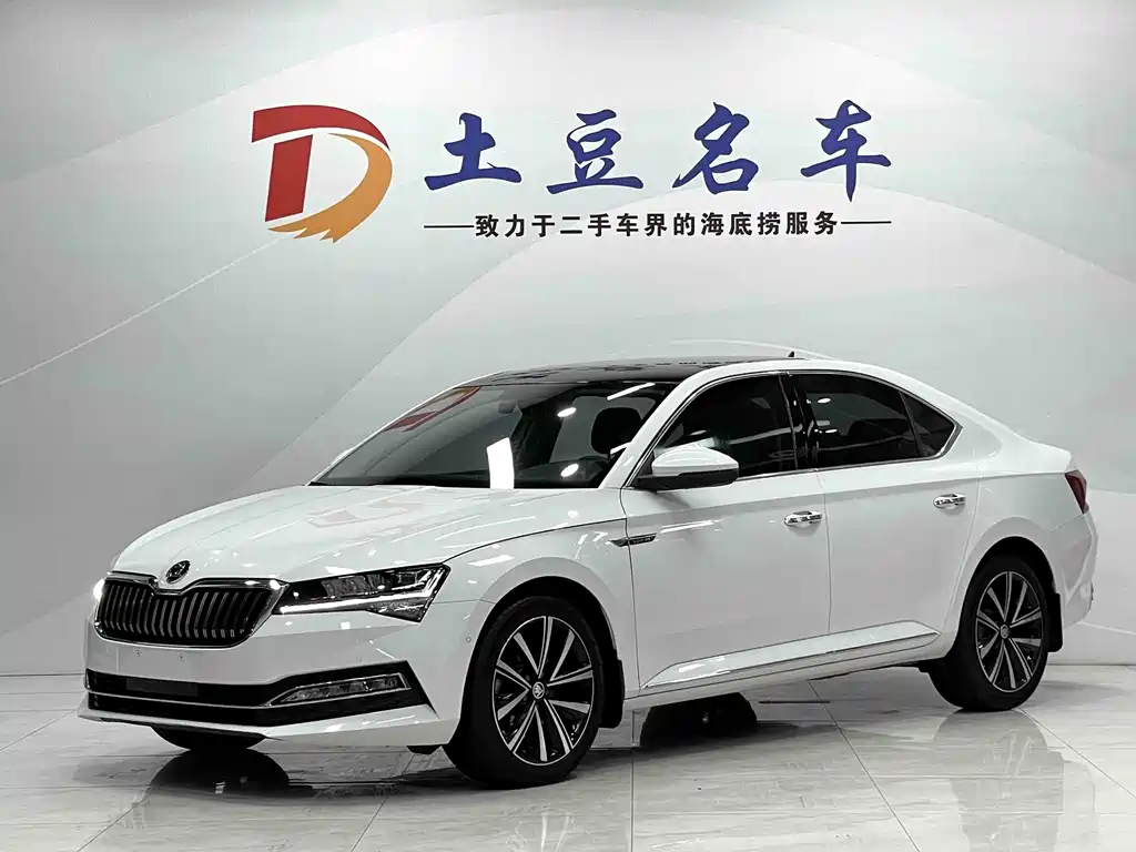 Skoda Superb 2022