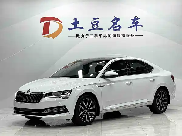 Skoda Superb 2022