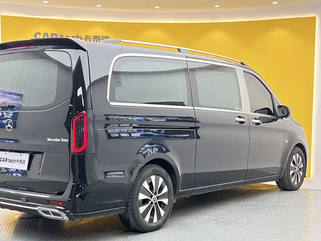 Mercedes-Benz Vito 2024 — фото 28