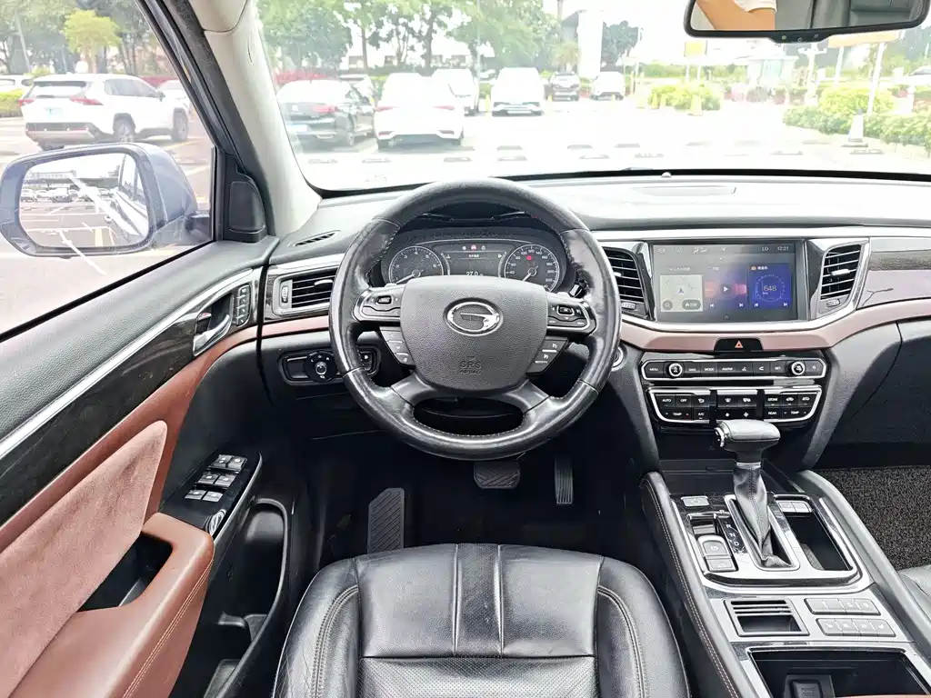 GAC Motor Trumpchi GS8 2017 — фото 10