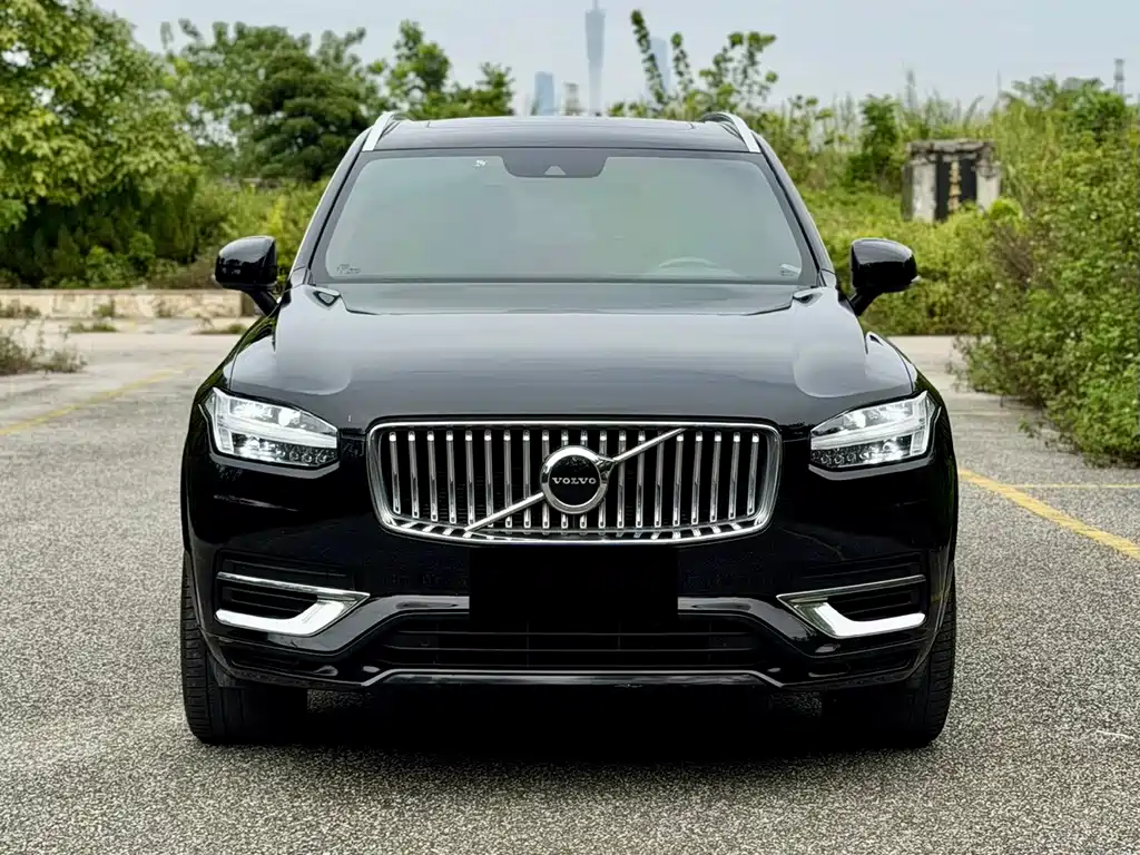 Volvo XC90 2022 — фото 4