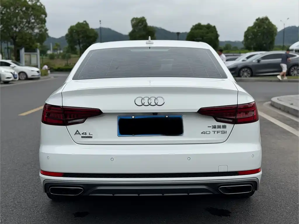 Audi A4L 2019 — фото 15