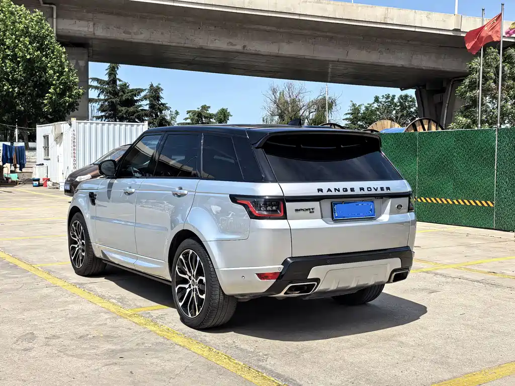 Land Rover Sport 2022 — фото 5