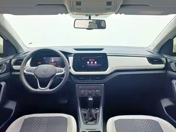 Volkswagen Tharu 2025