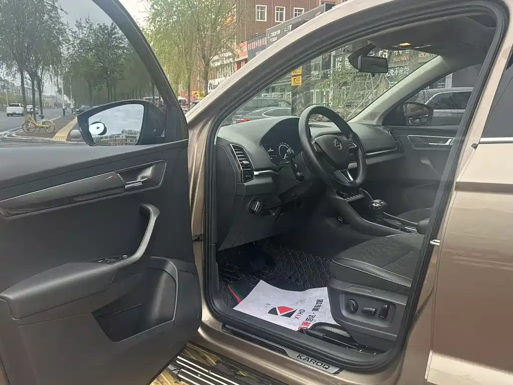 Skoda Karoq 2021