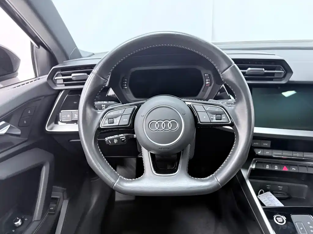 Audi A3 2022 — фото 12