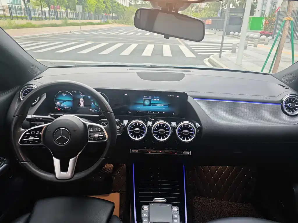 Mercedes-Benz GLA 2021 — фото 29