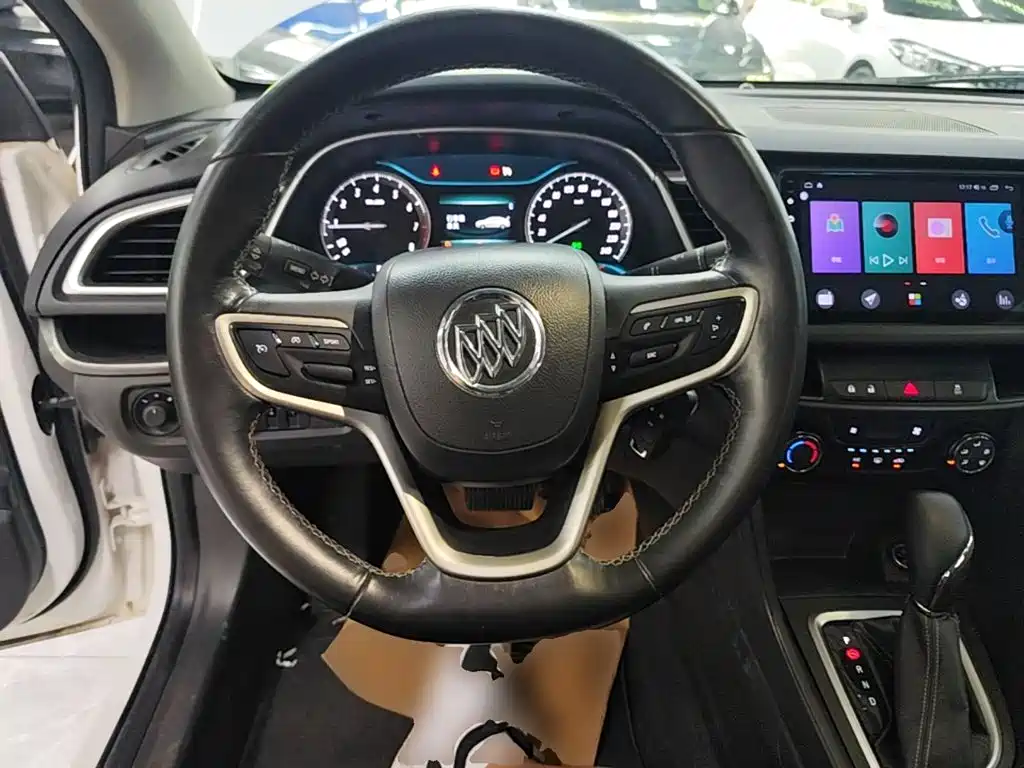 Buick Excelle 2018 — фото 11