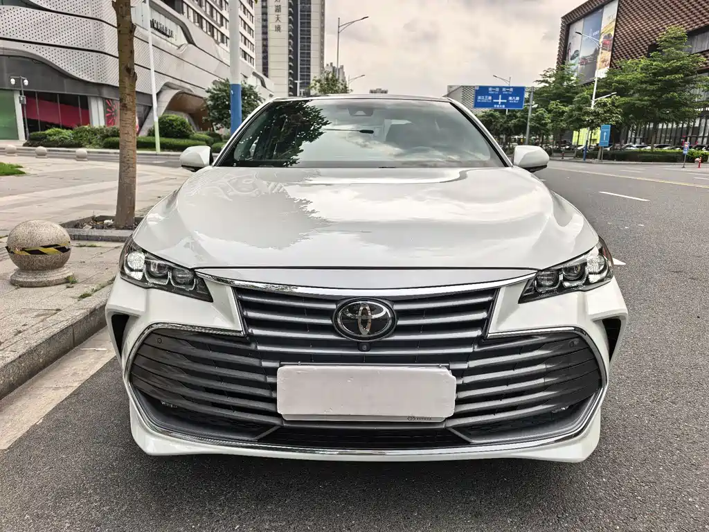 Toyota Avalon 2019 — фото 14