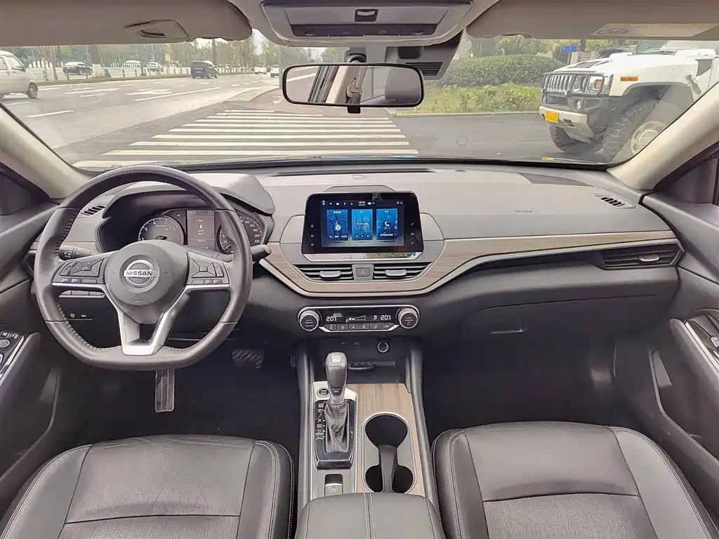 Nissan Teana 2022 — фото 10