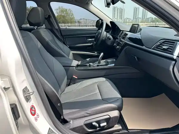 BMW 3 Series 2017