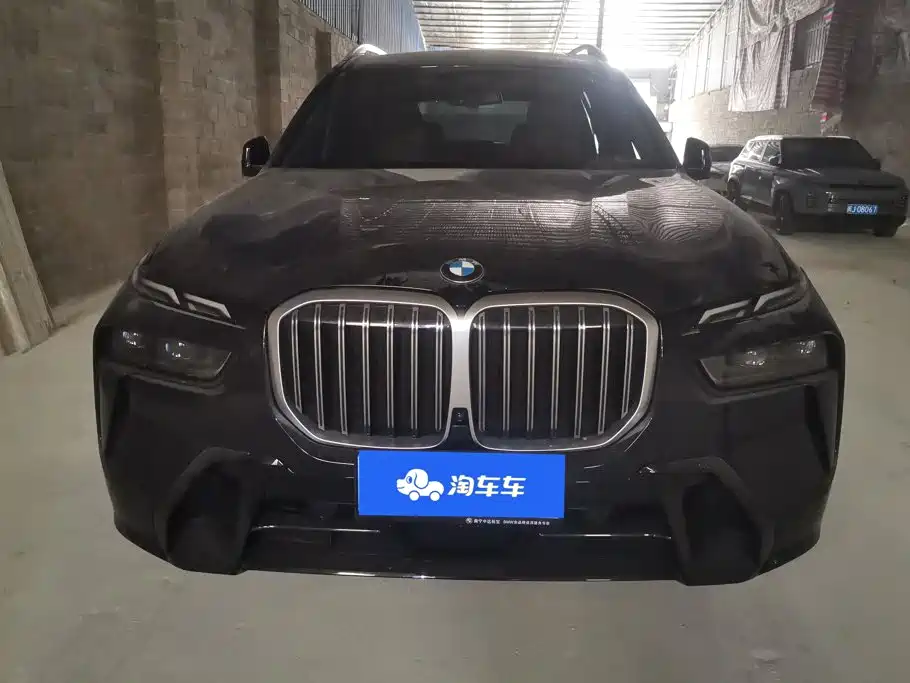 BMW X7 2023 — фото 2