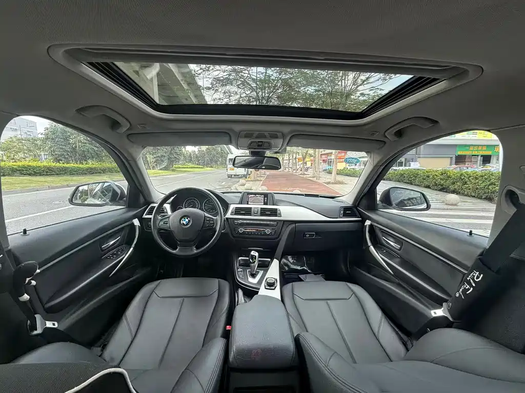 BMW 3 Series 2015 — фото 10