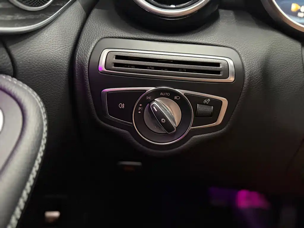 Mercedes-Benz C-Class 2020 — фото 29