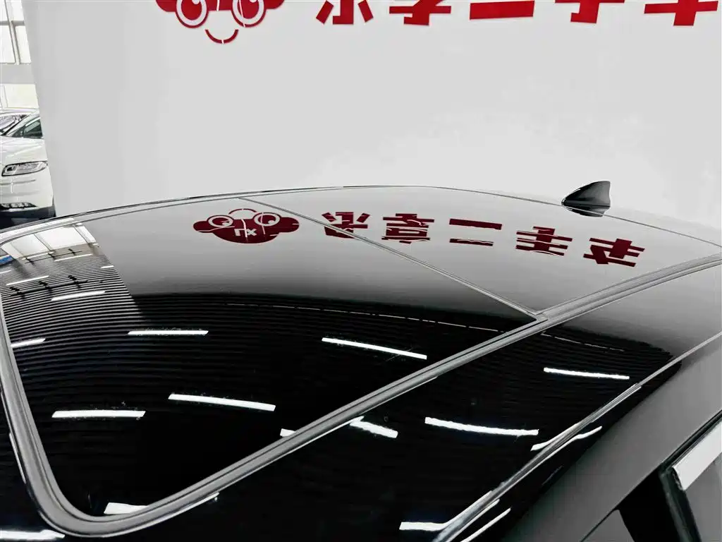 Cadillac CT6 2019 — фото 18