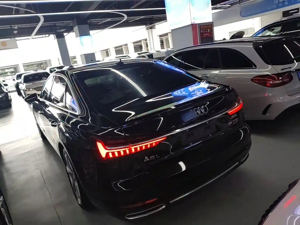 Audi A6L 2020