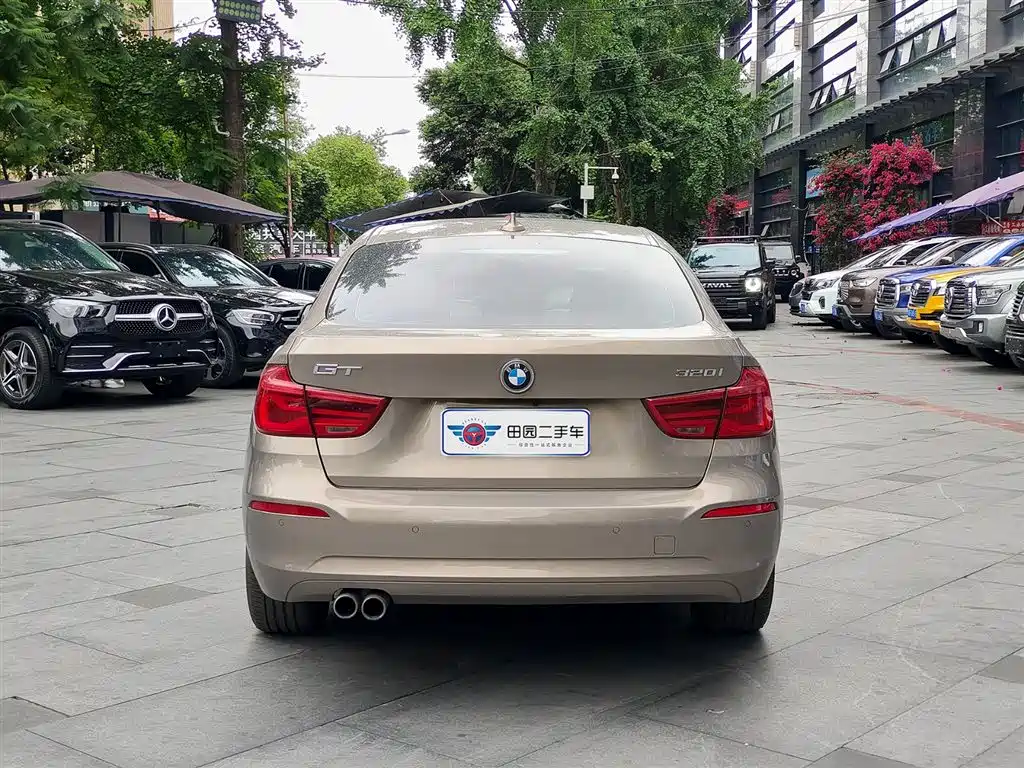 BMW 3 Series GT 2018 — фото 5