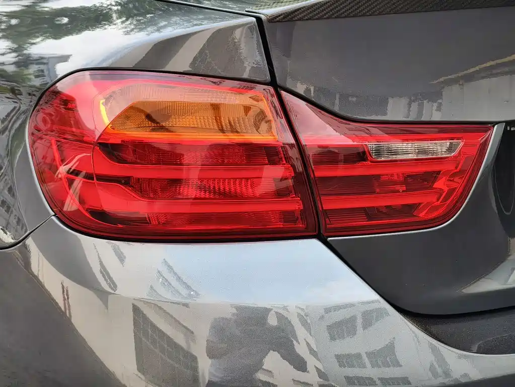 BMW M4 2018 — фото 14