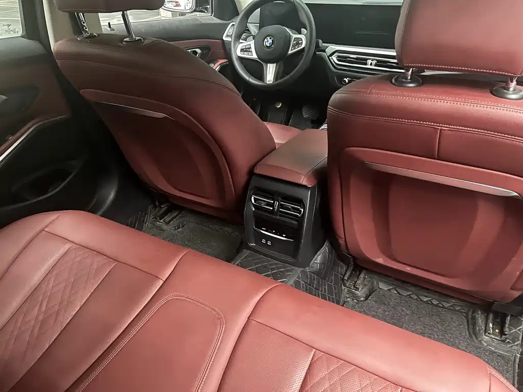 BMW 3 Series 2024