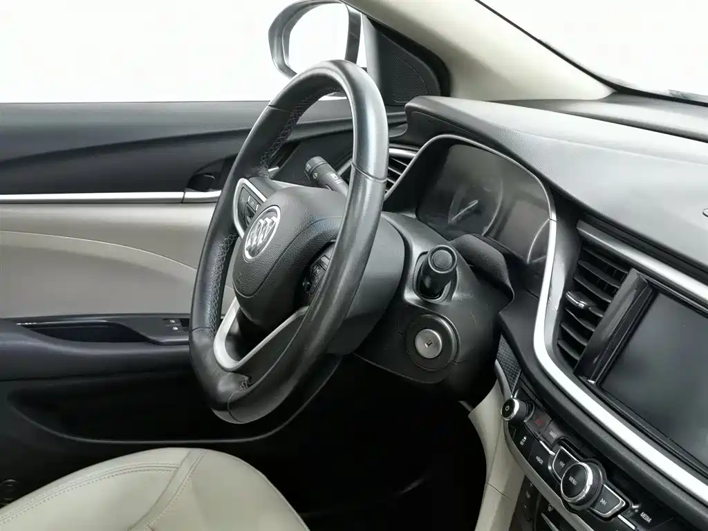 Buick Excelle 2019 — фото 22