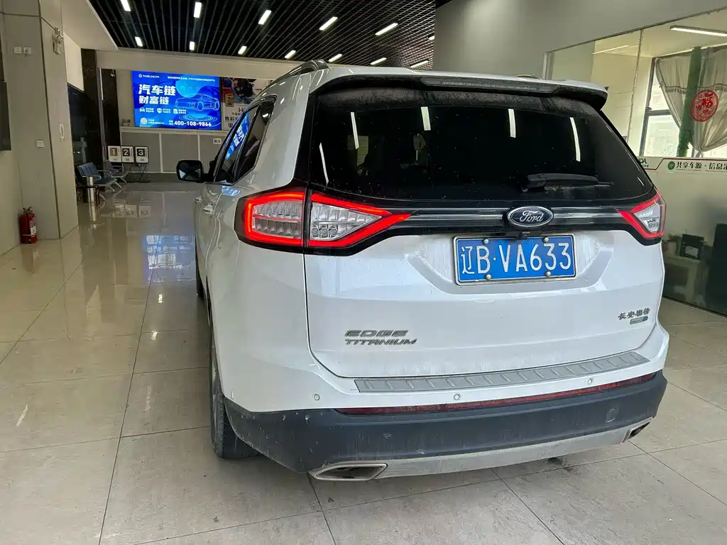 Ford Edge 2015 — фото 6