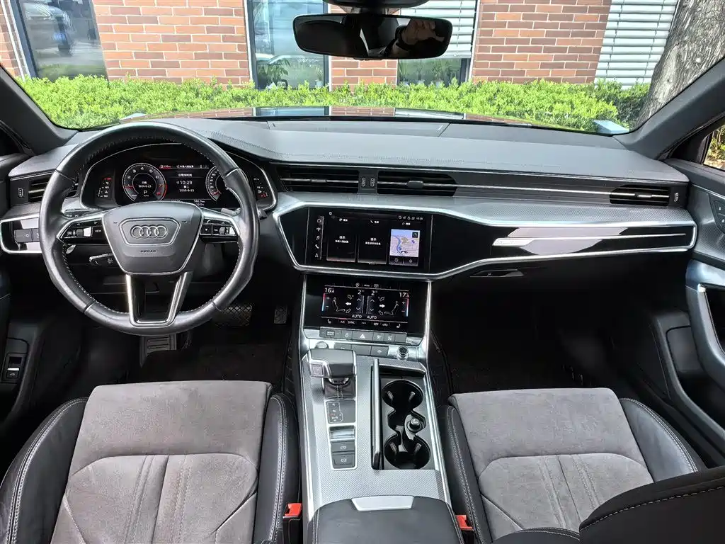 Audi A6L 2021