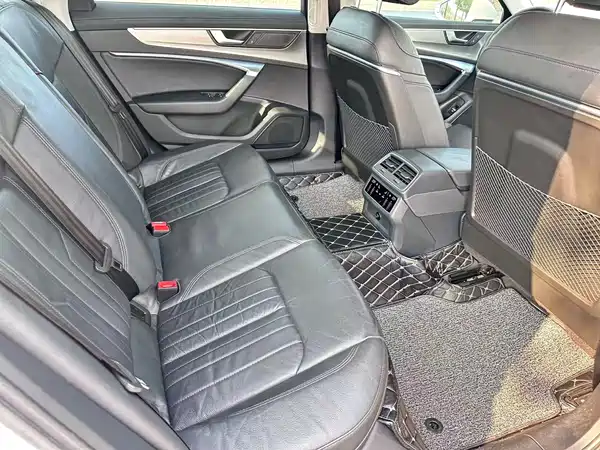 Audi A6L 2020